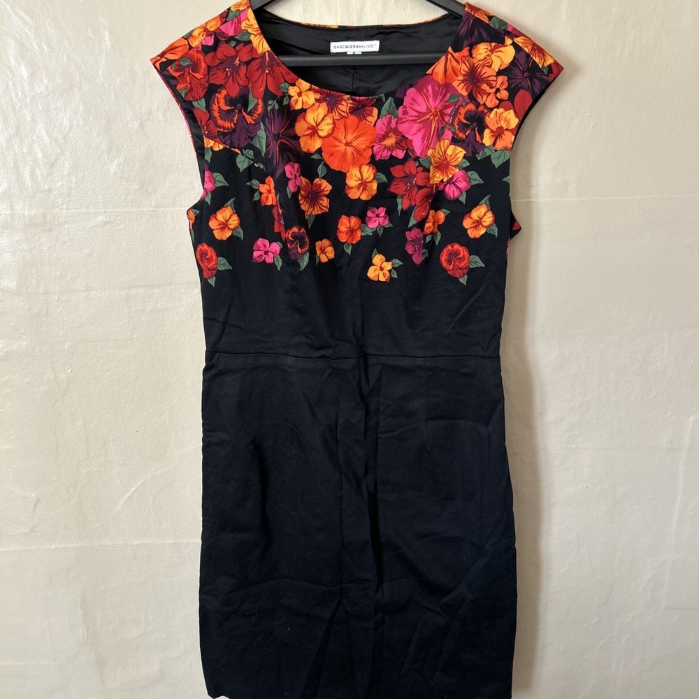 Isaac Mizrahi Size 8 Sleeveless Black Dress With Red Flowers